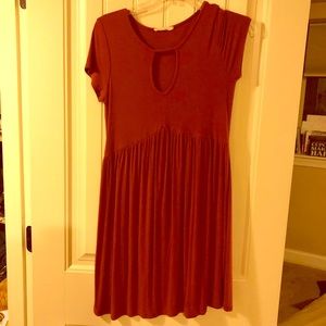 Dress with small cutout